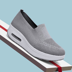 🌞Summer Funny Big Sale 30% Off -Summer fly-knit mesh thick-soled ladies Sneakers