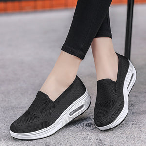 🌞Summer Funny Big Sale 30% Off -Summer fly-knit mesh thick-soled ladies Sneakers